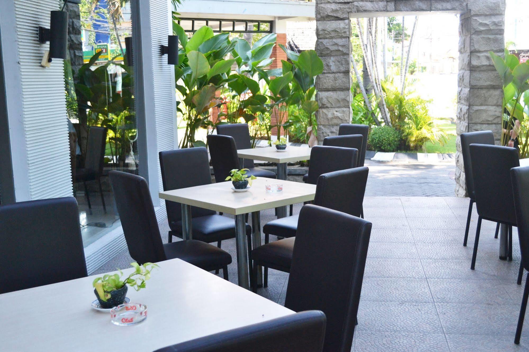 Villa Country Residence Surabaya Exterior photo