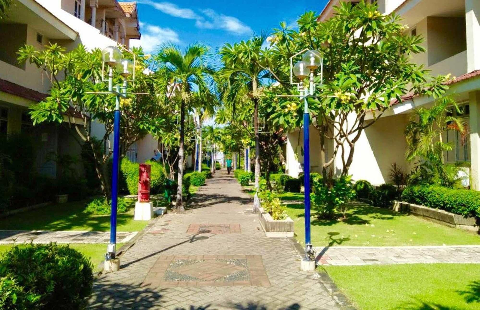 Villa Country Residence Surabaya Exterior photo