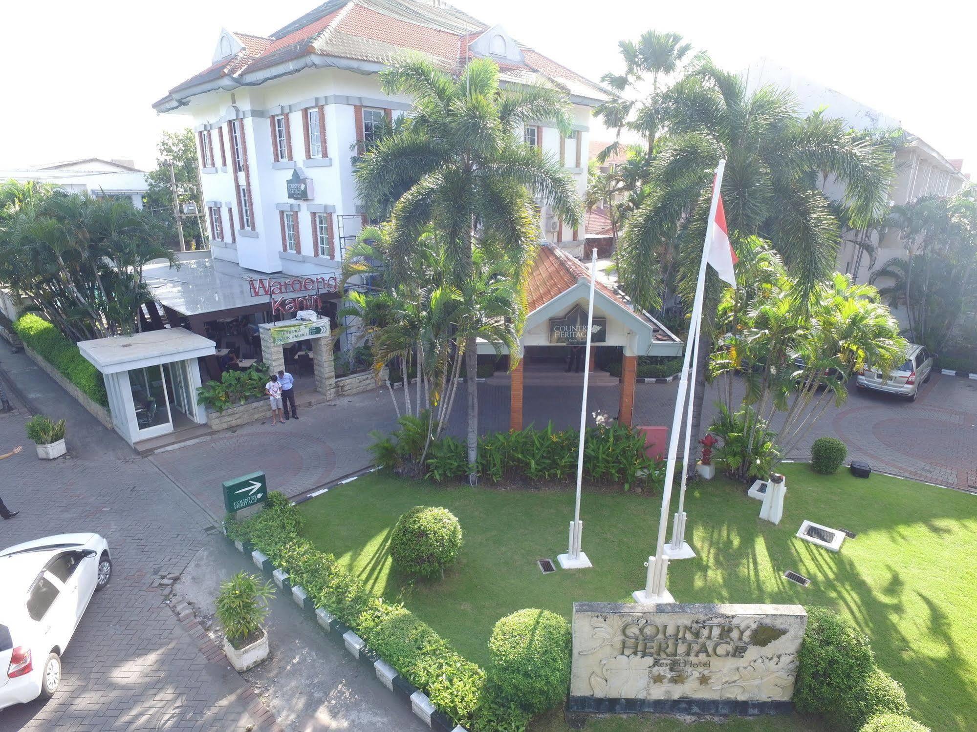 Villa Country Residence Surabaya Exterior photo